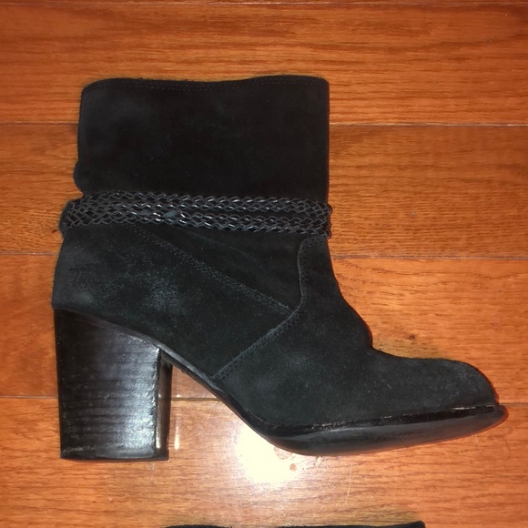 SPLENDID Larchmonte Ankle Tie slouchy bootie - Picture 5 of 6